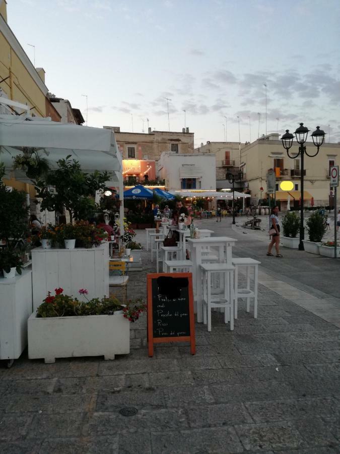 Tre Metri Sopra Il Mare Villa Bisceglie Bagian luar foto